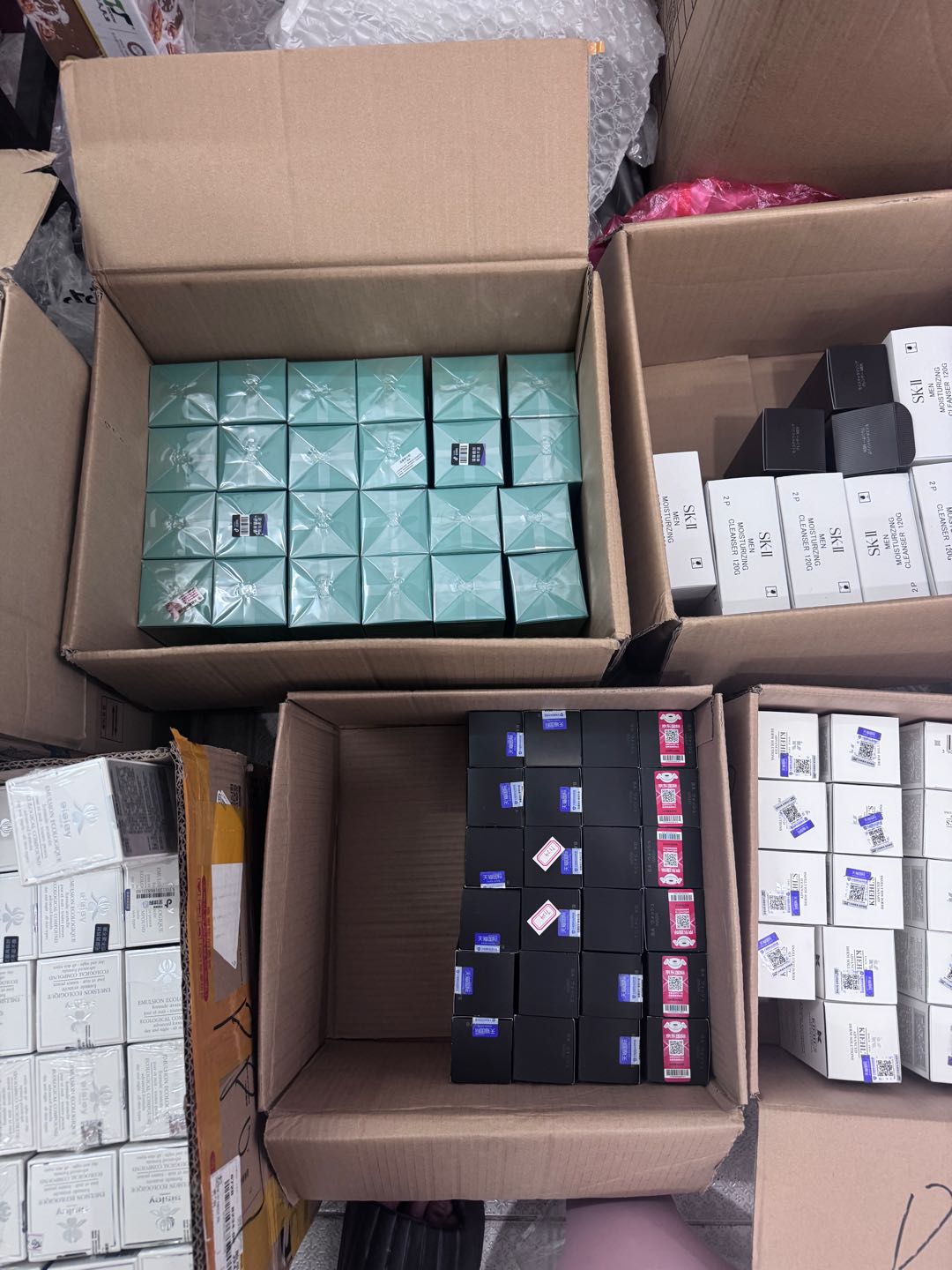 深圳市明通化妆品市场