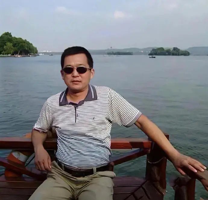 教培机构加客户通过一个8块