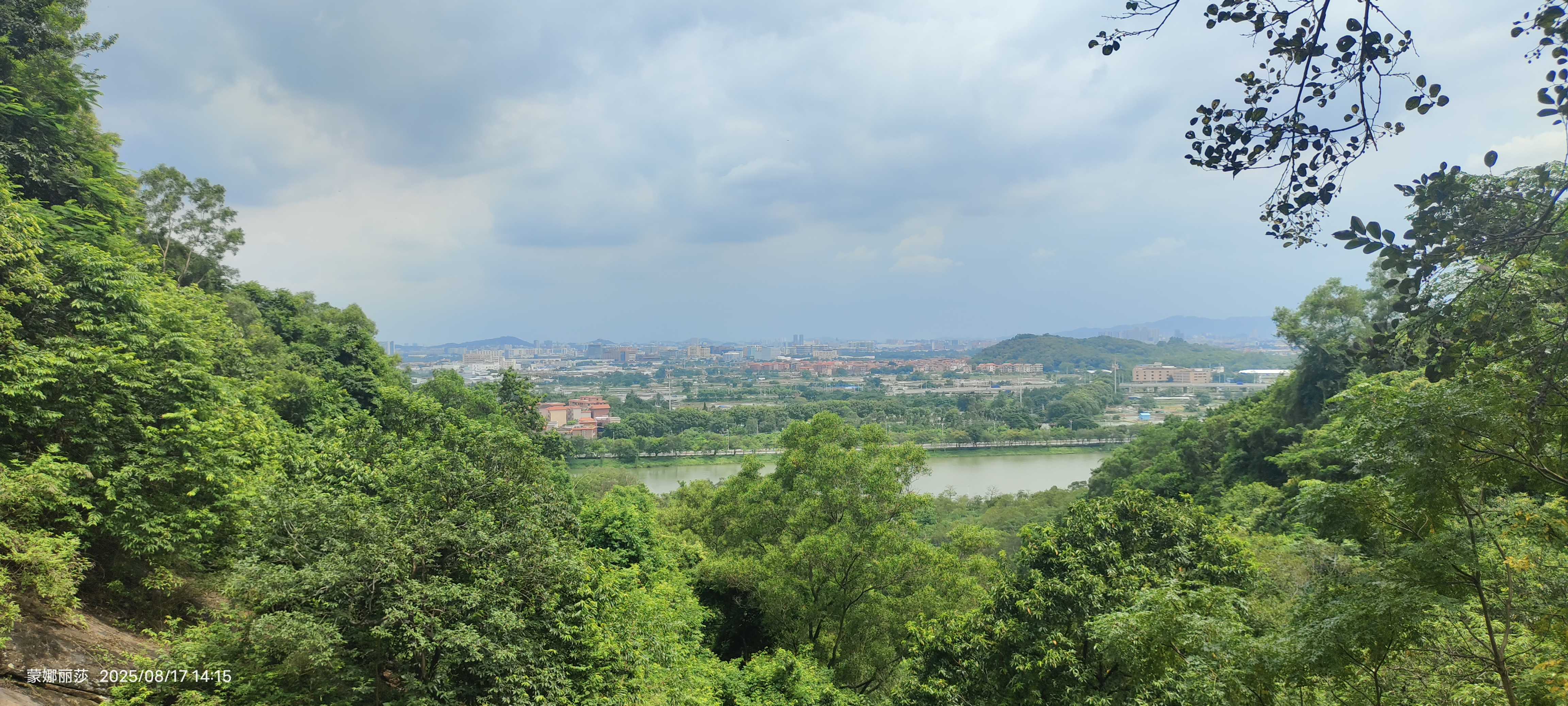 寻找志同道合的客家菜经营相关行家、有识之士，共同做大、做强品牌。